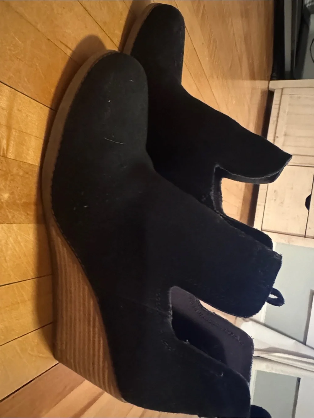 Toms classic black